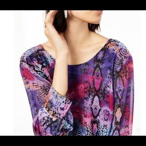 Bar III twist back top